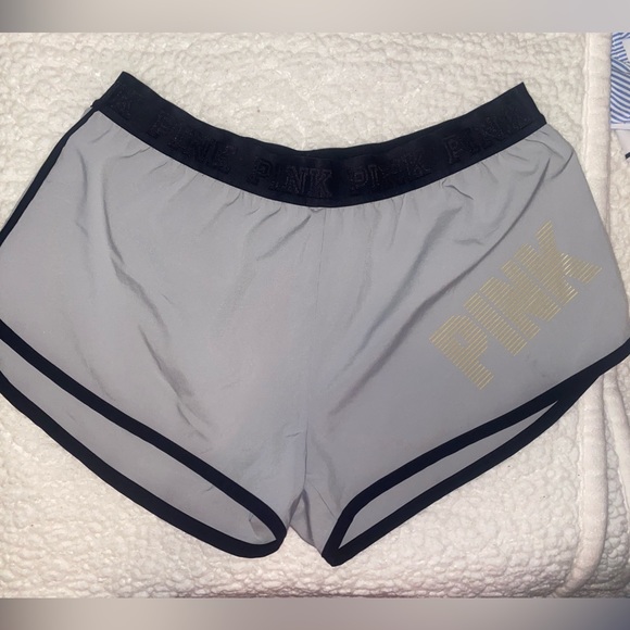 [VICTORIAS SECRET] SHORT BUNDLE - Picture 5 of 7